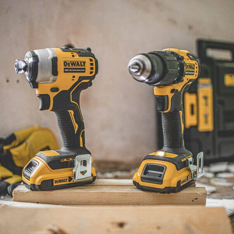 DeWALT DCK2062D2T
