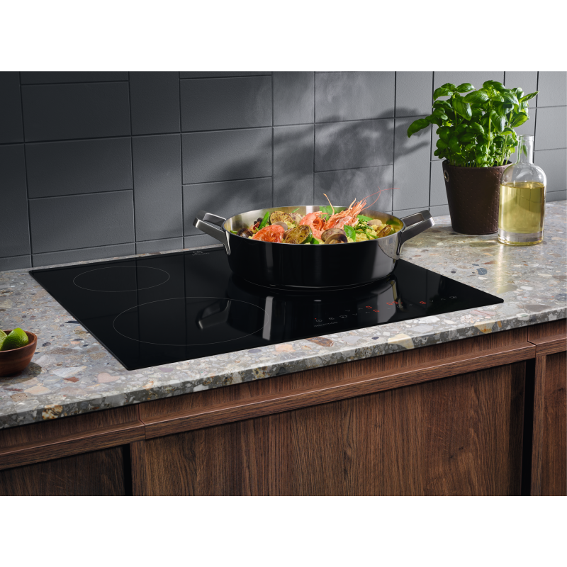 Варильна поверхня Electrolux LIT60336C