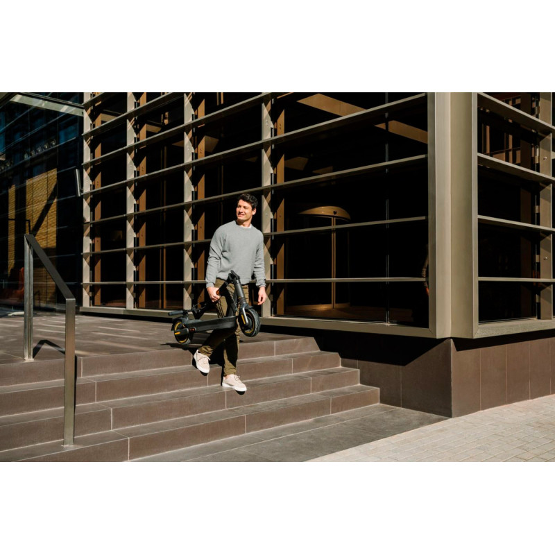 Электросамокат Ninebot SEGWAY MAX G2 E (AA.05.15.01.0003)