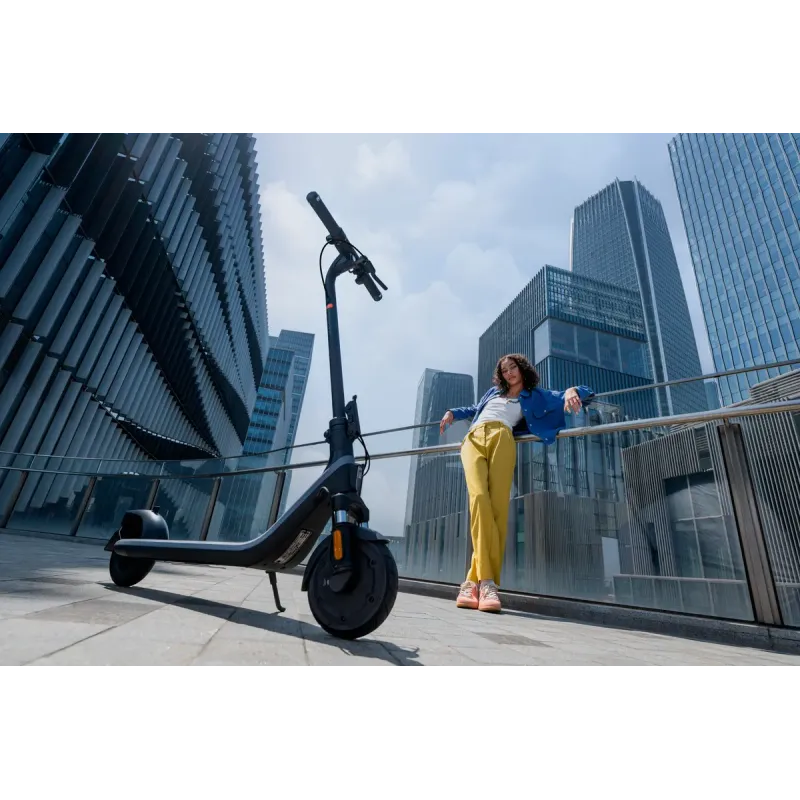 Электросамокат Ninebot E2 E II Black (AA.05.14.01.0004)